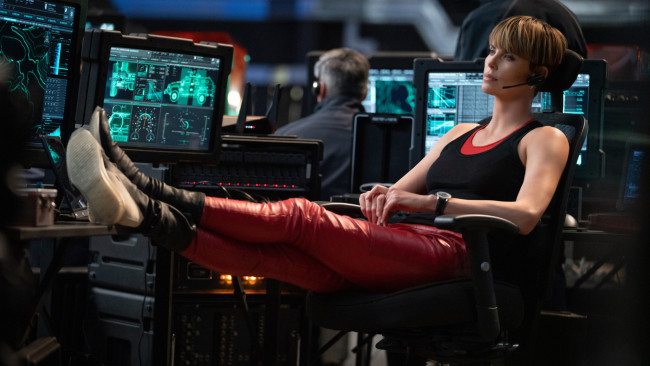 Обои картинки фото fast & furious 9 ,  2021 , кино фильмы, fast & furious 9, форсаж, девятая, часть, боевик, триллер, криминал, шарлиз, терон, cipher