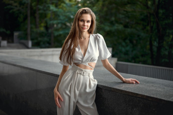 Картинка девушки -+брюнетки +шатенки девушка шатенка и множество всяческих елементов на картинке фотографий изображении