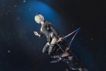 Картинка девушки -+креатив +косплей девушка женщина разноцветная сексуальная модель звезда одежда обувь бельё аксессуары колготки чулки и множество всяческих елементов на картинке фотографий изображении