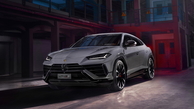 Обои картинки фото lamborghini urus-s 2023, автомобили, lamborghini, urus-s, performates, 656-hp, engine-v8, 2023