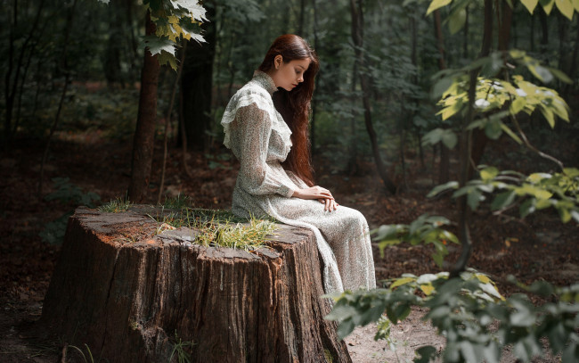 Обои картинки фото девушки, - брюнетки,  шатенки, девушка, женщина, шатенка, темноволосая, сексуальная, модель, звезда, обувь, одежда, бельё, колготки, чулки, аксессуары, и, множество, всяческих, елементов, на, картинке, фотографий, изображении