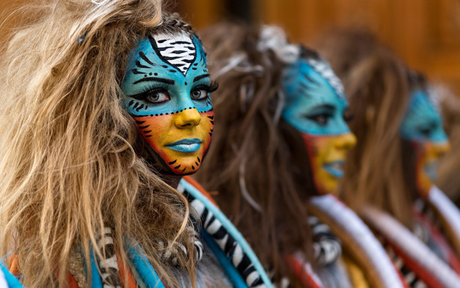 Обои картинки фото разное, маски,  карнавальные костюмы, оригинальный, костюм, макияж, карнавал