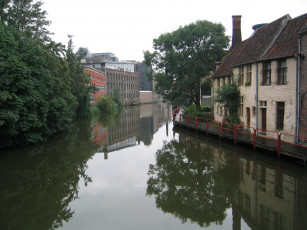 Картинка города улицы площади набережные