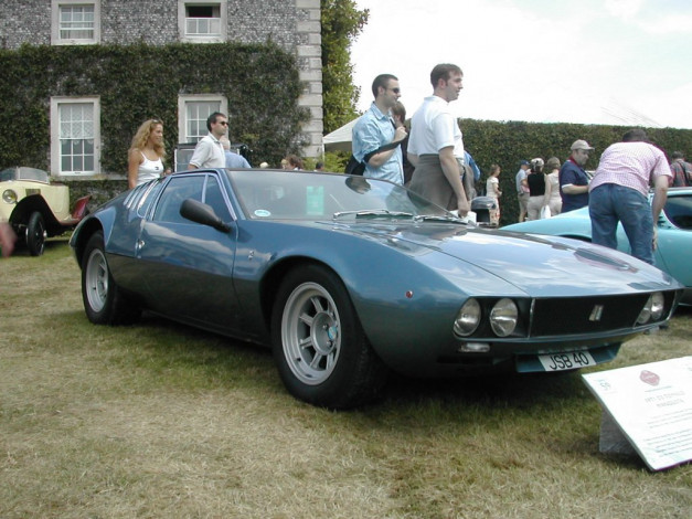 Обои картинки фото de, tomaso, mangusta, 1971, автомобили, выставки, уличные, фото
