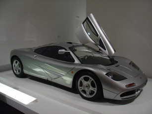 Картинка автомобили mclaren