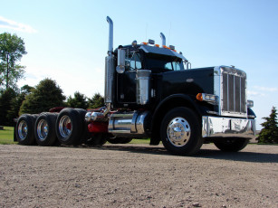 Картинка автомобили peterbilt