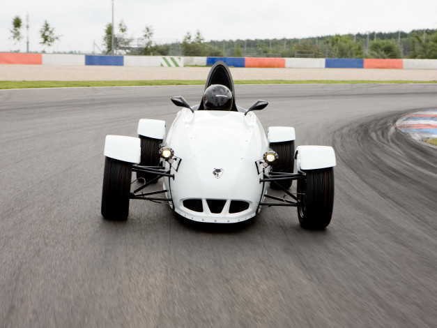 Обои картинки фото wolf, автомобили