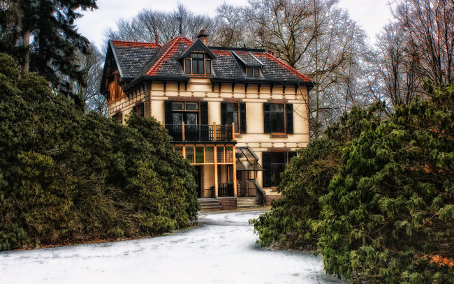 Обои картинки фото нидерланды, wenum, wiesel, города, здания, дома, дом, ландшафт, кусты