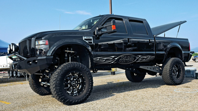 Обои картинки фото ford, автомобили, выставки, уличные, фото, сша, коммерческие, motor, company, легковые