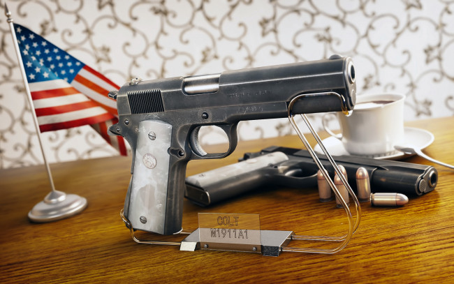 Обои картинки фото оружие, пистолеты, патроны, флаг