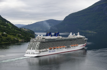 Картинка britannia корабли лайнеры круизный лайнер