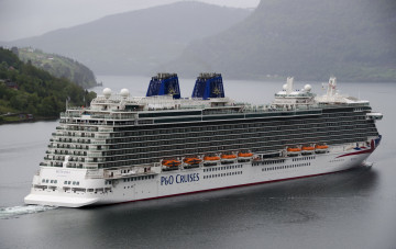 Картинка britannia корабли лайнеры круизный лайнер