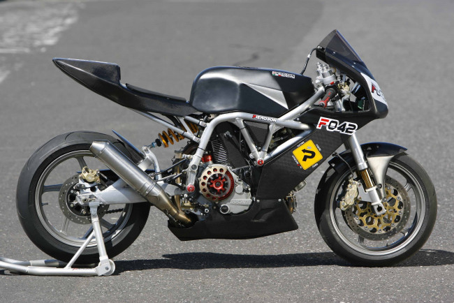 Обои картинки фото мотоциклы, pierobon