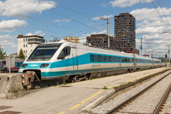 Картинка техника электровозы локомотив состав