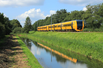 Картинка техника поезда локомотив состав