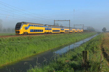 Картинка техника электровозы локомотив состав