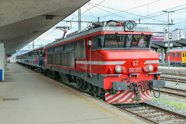 Обои картинки фото техника, электровозы, состав, локомотив