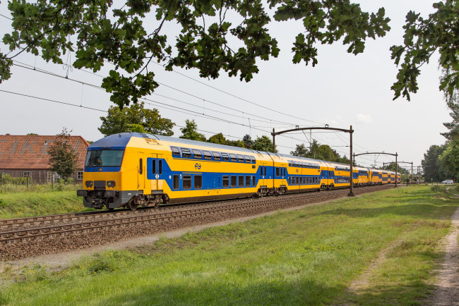 Обои картинки фото техника, электровозы, состав, локомотив