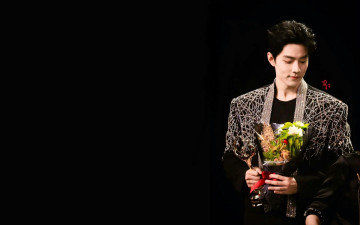Картинка мужчины xiao+zhan актер букет