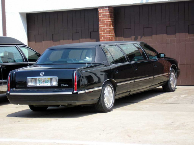 Обои картинки фото cadillac, автомобили, выставки, уличные, фото