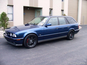 Картинка bmw m5 touring автомобили