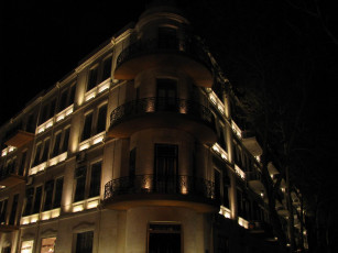 Картинка города здания дома