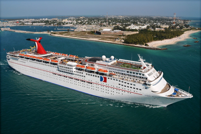 Обои картинки фото корабли, лайнеры, большой, круиз