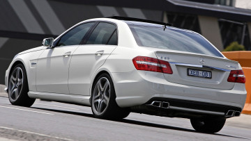 Картинка mercedes автомобили benz автомобиль стиль мощь скорость