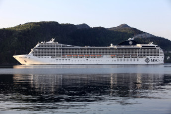 Картинка корабли лайнеры круиз