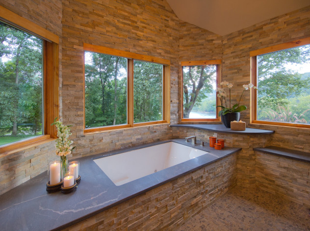 Обои картинки фото интерьер, ванная и туалетная комнаты, ванна, цветы