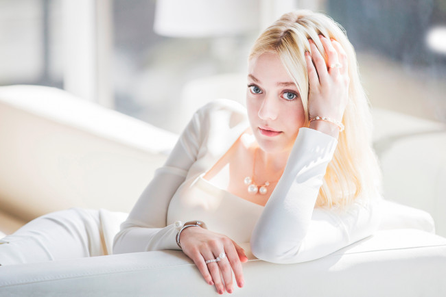 Обои картинки фото девушки, dakota fanning, dakota, fanning, актриса, дакота, фаннинг