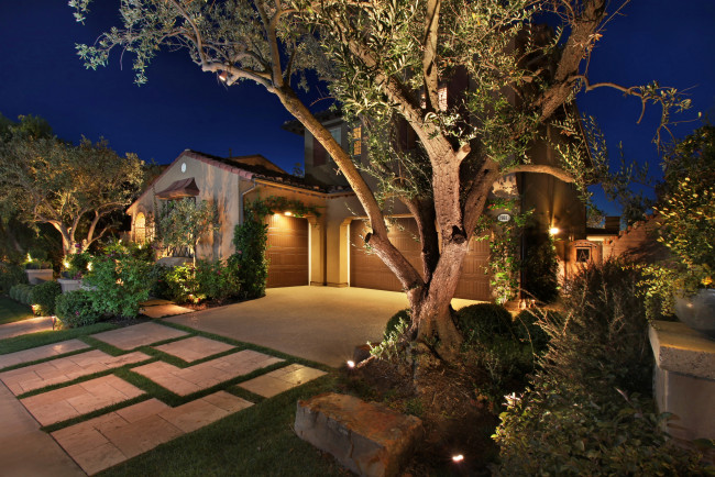 Обои картинки фото ранчо мираж  калифорния сша, города, - здания,  дома, огни, ночь, ландшафт, калифорния, мираж, ранчо, сша