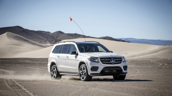 Обои картинки фото автомобили, mercedes-benz, gls, 550, 2015г, x166, amg, line, 4matic