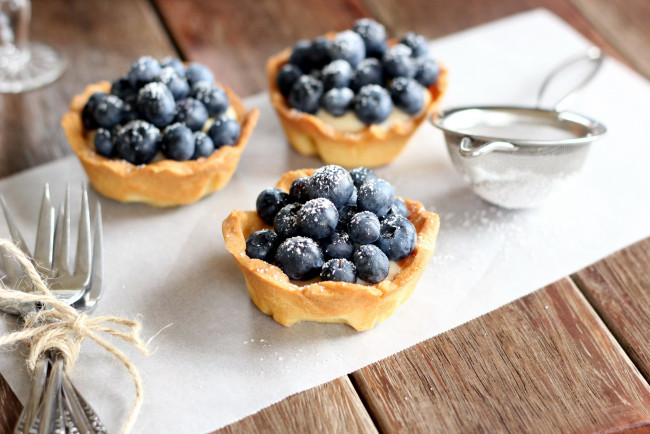 Обои картинки фото еда, пирожные,  кексы,  печенье, черника