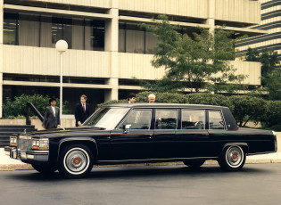 Картинка cadillac+fleetwood+presidential+limousine+concept+by+ogara+hess+eisenhardt+1987 автомобили выставки+и+уличные+фото eisenhardt 1987 hess by ogara concept limousine presidential fleetwood cadillac