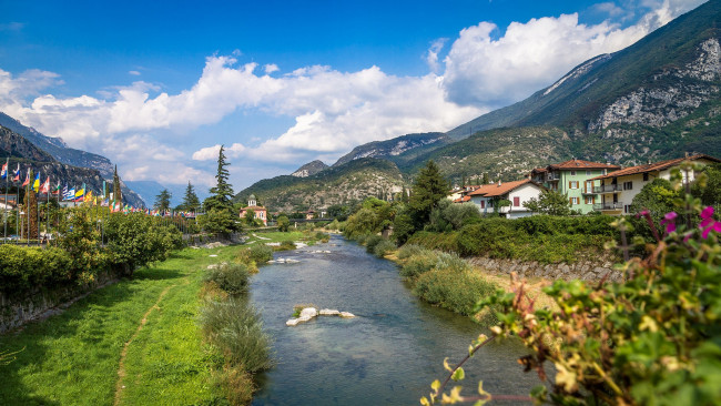 Обои картинки фото города, - пейзажи, река, поселок