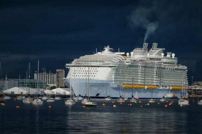 Обои картинки фото корабли, лайнеры, круиз, лайнер