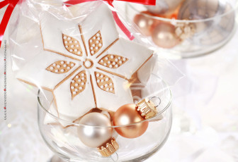 Картинка календари праздники +салюты печенье шар игрушка