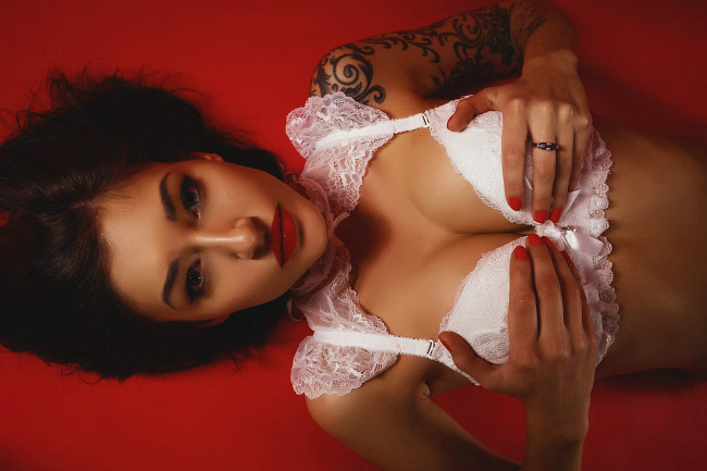 Обои картинки фото девушка, девушки, -unsort , брюнетки, темноволосые, модель