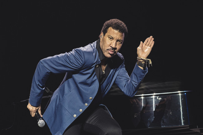Обои картинки фото lionel richie, музыка, музыкант