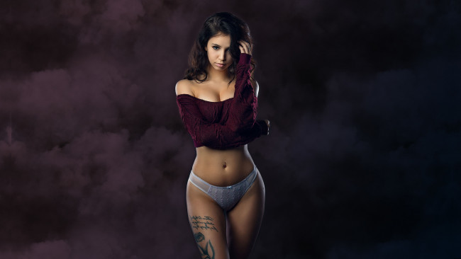 Обои картинки фото девушки, - брюнетки,  шатенки, девушка, модель, брюнетка, красотка, красавица, флирт, стройная, фигура, сексуальная, секси, поза, взгляд, макияж