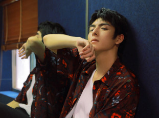 Картинка мужчины wang+hao+xuan ван хаосюань wang hao xuan