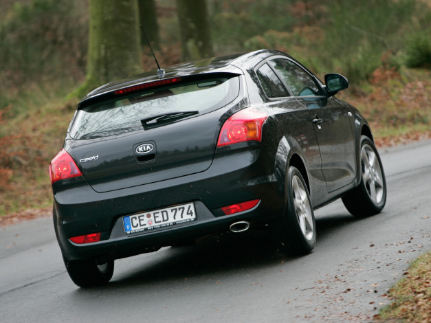 Обои картинки фото автомобили, kia, ceed