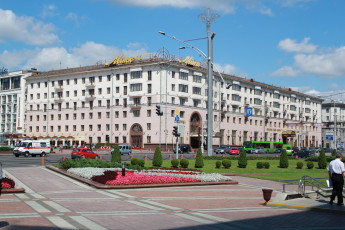 Картинка минск автор varvarra города беларусь цветы гостиница транспорт