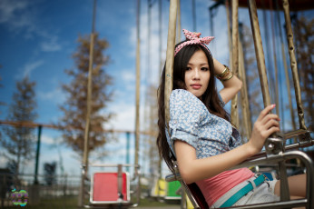 Картинка Jy+Grace девушки азиатка качели карусель