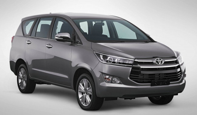 Обои картинки фото автомобили, toyota, 2015г, innova, kijang