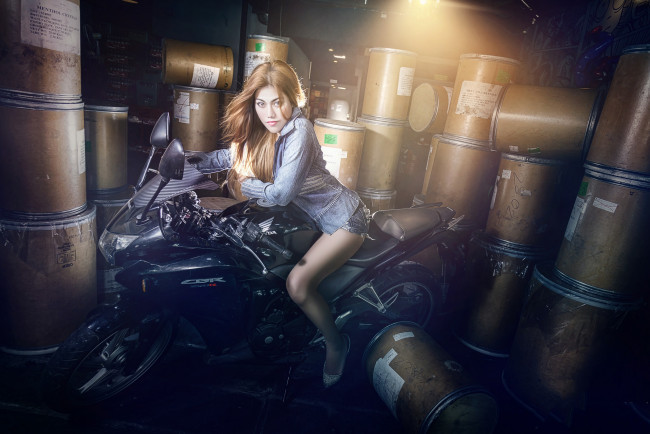 Обои картинки фото мотоциклы, мото с девушкой, байк, девица
