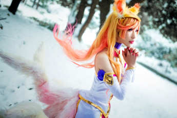 Картинка девушки dong+dong+guai костюм снег молитва