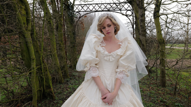 Обои картинки фото spencer ,  2021 , кино фильмы, spencer, спенсер, кристен, стюарт, принцесса, диана, биография, драма, мелодрама, kristen, stewart