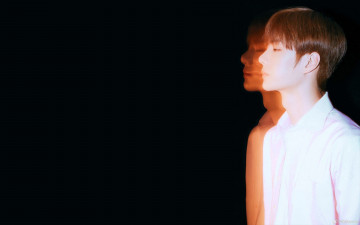 Картинка мужчины wang+yi+bo актер рубашка профиль отражение